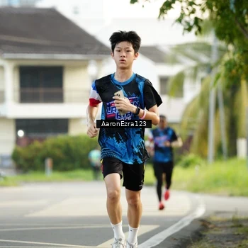 Runner Photo 7652056