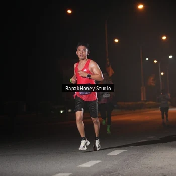 Runner Photo 7652080