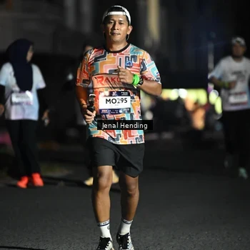 Runner Photo 7652091