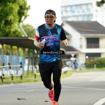 Runner Photo 7652096