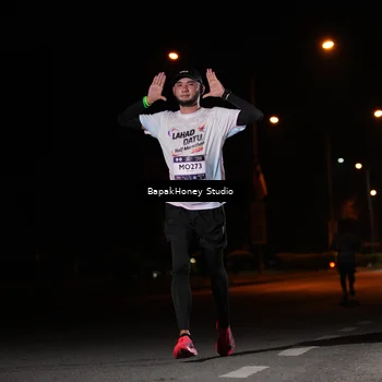 Runner Photo 7652097