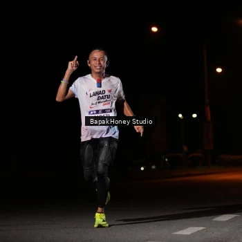 Runner Photo 7652123