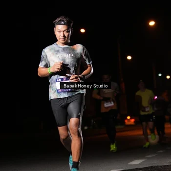Runner Photo 7652135