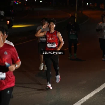 Runner Photo 7652142