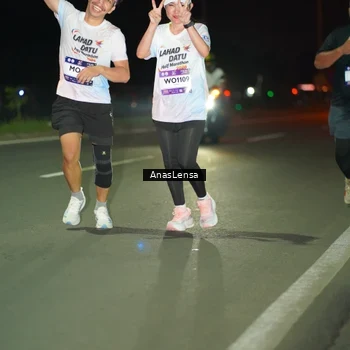 Runner Photo 7652146
