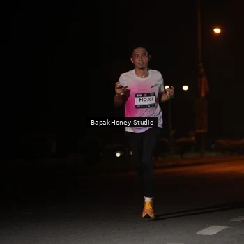 Runner Photo 7652166