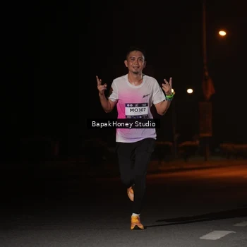 Runner Photo 7652170