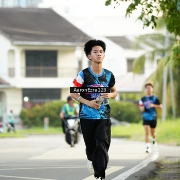 Runner Photo 7652182