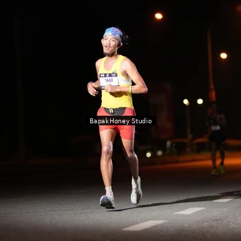 Runner Photo 7652186