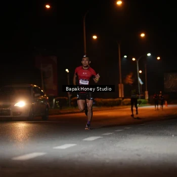 Runner Photo 7652191