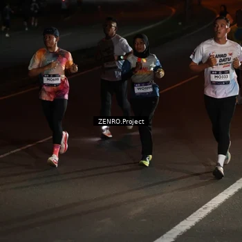 Runner Photo 7652197