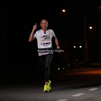 Runner Photo 7652205