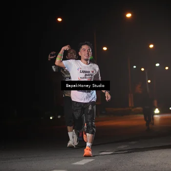 Runner Photo 7652218