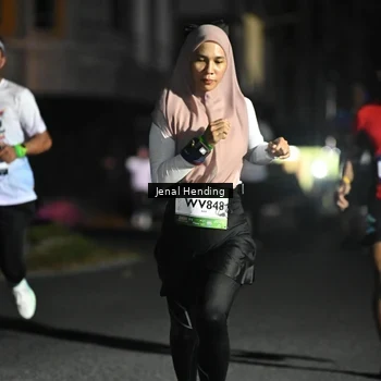 Runner Photo 7652235