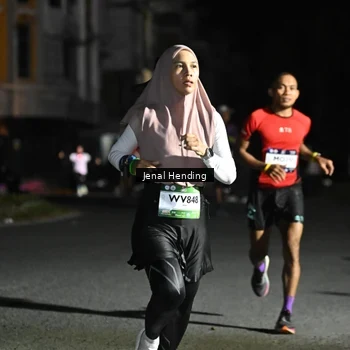 Runner Photo 7652241