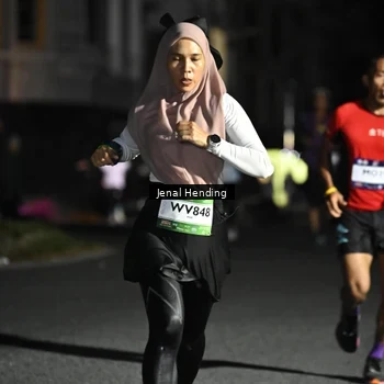 Runner Photo 7652259
