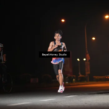 Runner Photo 7652266