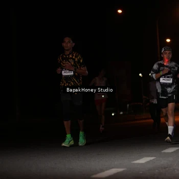 Runner Photo 7652278