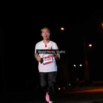Runner Photo 7652289