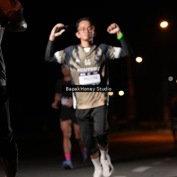 Runner Photo 7652291