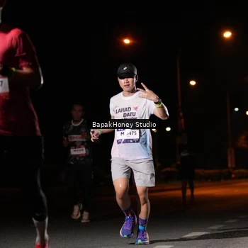 Runner Photo 7652293