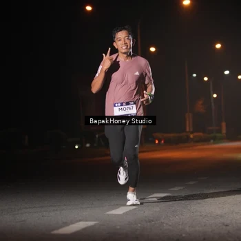Runner Photo 7652308