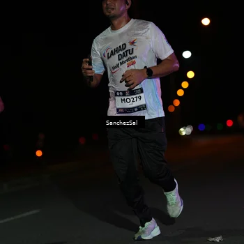 Runner Photo 7652320