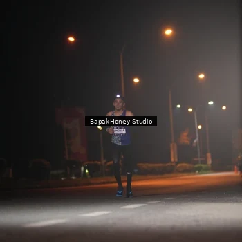 Runner Photo 7652325