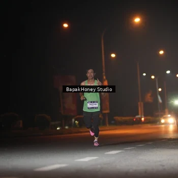 Runner Photo 7652328