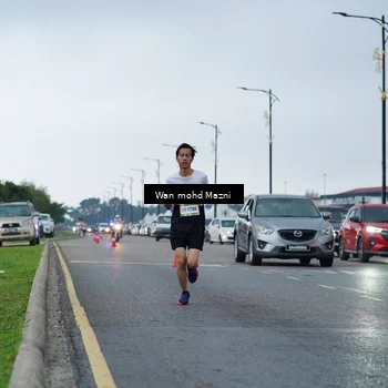 Runner Photo 7652332