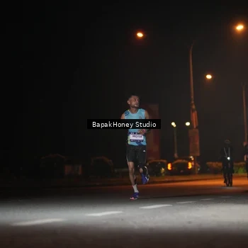 Runner Photo 7652341