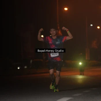 Runner Photo 7652347