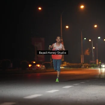 Runner Photo 7652357