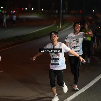 Runner Photo 7652360