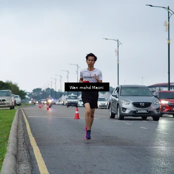 Runner Photo 7652363