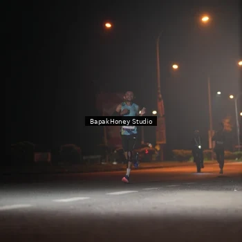 Runner Photo 7652369