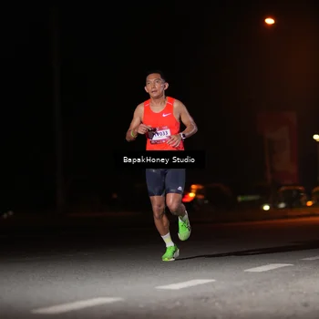Runner Photo 7652384