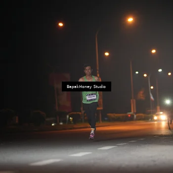 Runner Photo 7652392