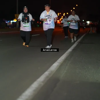 Runner Photo 7652403