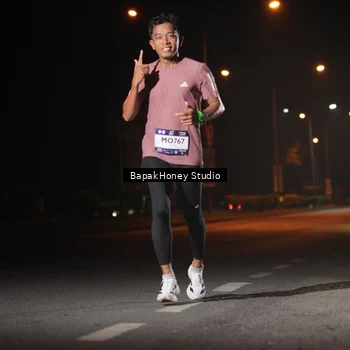 Runner Photo 7652421