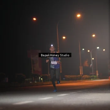 Runner Photo 7652427
