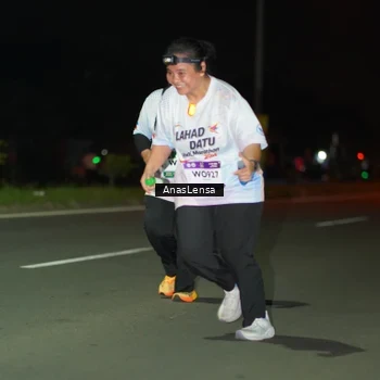 Runner Photo 7652429