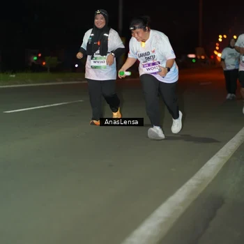 Runner Photo 7652435