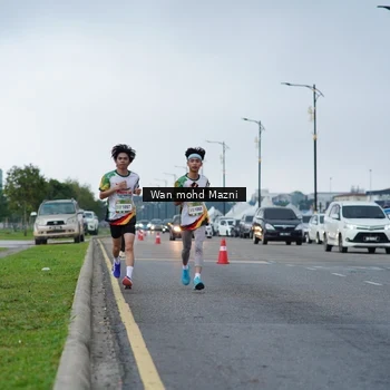 Runner Photo 7652436