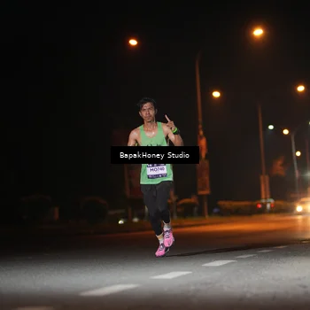 Runner Photo 7652440