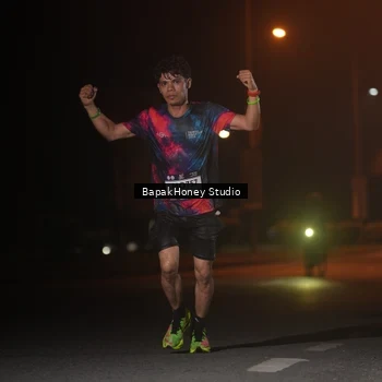 Runner Photo 7652475