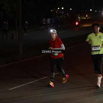Runner Photo 7652483