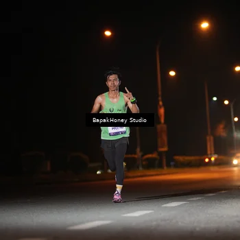 Runner Photo 7652488