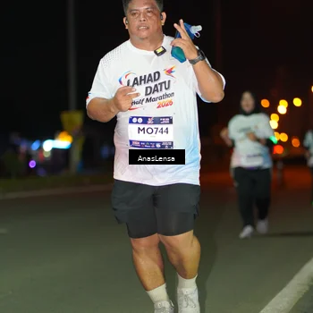 Runner Photo 7652506
