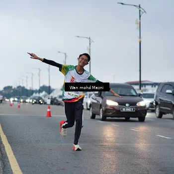 Runner Photo 7652518